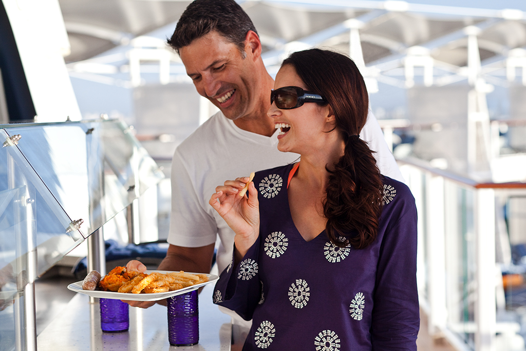Celebrity Cruises Celebrity Constellation Mast bar 2.jpg